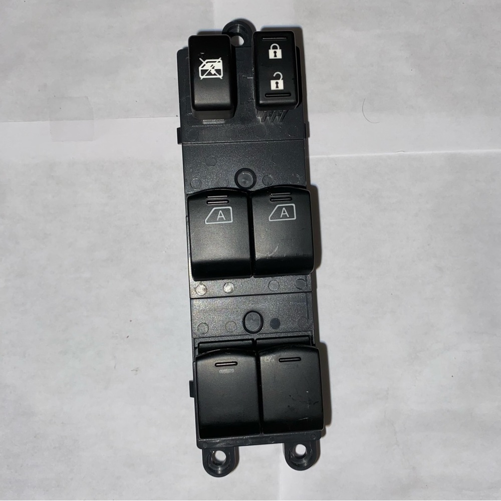 2007-2012 Nissan Pathfinder Driver Left Door Master Power Window Switch